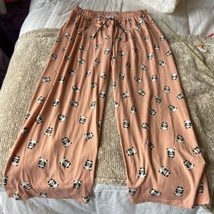 Comfy peach colored panda pj bottoms large 🐼🍑